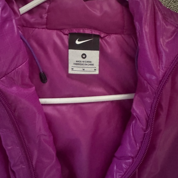 Nike Violet and Magenta jacket - Picture 4 of 4